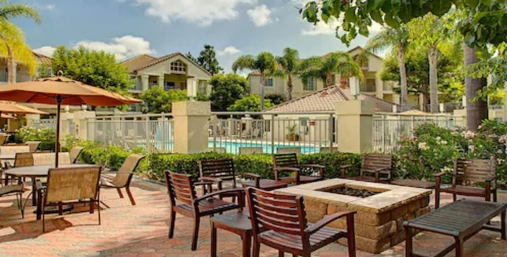 Hyatt House Lax Manhattan 3* El Segundo