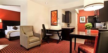 Hyatt House Lax Manhattan 3* El Segundo